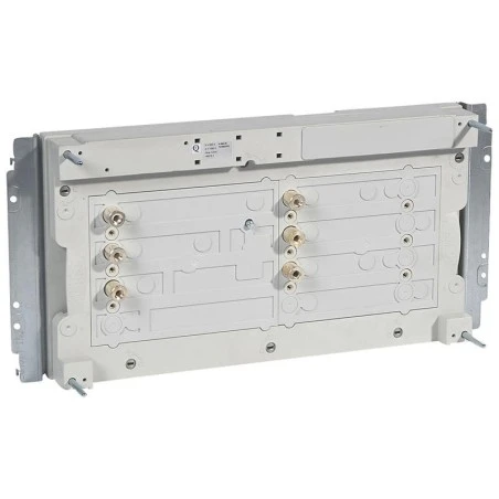 Legrand Base VX³ IS 233 Pour Répartition Verticale En Armoire XL³4000 Des DPX³630 3P Sans Différentiel 1 Legrand Base VX³ IS 233 Pour Répartition Verticale En Armoire XL³4000 Des DPX³630 3P Sans Différentiel