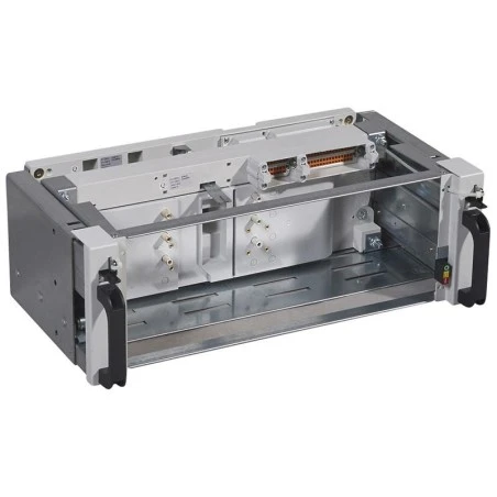 Legrand Base VX³ IS 333 Pour Répartition Verticale En Armoire XL³4000 Des DPX³250 3P Sans Différentiel 1 Legrand Base VX³ IS 333 Pour Répartition Verticale En Armoire XL³4000 Des DPX³250 3P Sans Différentiel