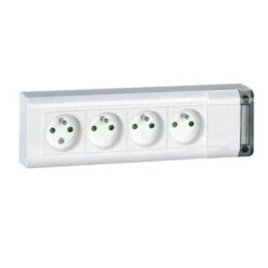 Legrand Bloc Multiprises Fixable Avec Interrupteur Bipolaire à Voyant Et 4 Prises De Courant 2P+T Longueur 309mm