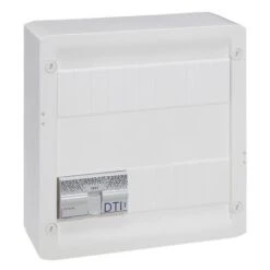 Legrand Coffret Multimédia Basique Avec Brassage - équipé Et Précâblé 4 Prises RJ45