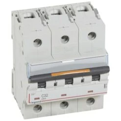 Legrand Disjoncteur DX³ 25kA - 3P 400V~ - 32A - Courbe C - 4,5 Modules