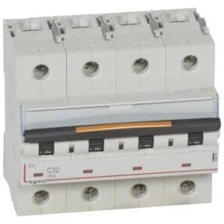 Legrand Disjoncteur DX³ 25kA - 4P 400V~ - 32A - Courbe C - 6 Modules