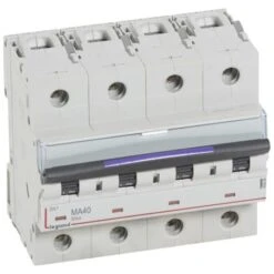 Legrand Disjoncteur Magnétique Seul DX³-M 50kA - 4P 400V~ - 40A - 6 Modules