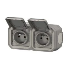 Prise De Courant Double Précâblée 2x2P+T 16A 250V~ LEGRAND étanche Plexo Gris IP55 IK08 Livré Complet Pour Fixation Saillie -Maison Moderne Electricite prise de courant double precablee 2x2pt 16a 250v legrand etanche plexo gris ip55 ik08 livre complet pour fixation saillie 2