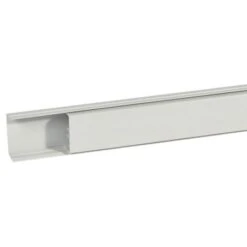 Legrand Profilés Isolants Pour La Protection IP2X Des Barres Aluminium En C 800A VX³ En Fond D'armoire XL³4000 Ou XL³800