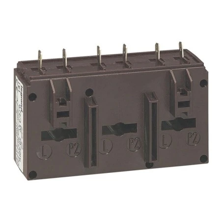 Legrand Transformateur De Courant Triphasé 400/5 - 4VA - Pour 3 Barres 30,5x5,5mm 1 Legrand Transformateur De Courant Triphasé 400/5 - 4VA - Pour 3 Barres 30,5x5,5mm